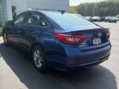 Used 2015 Hyundai Sonata SE w/ Option Group 09 FWD image 8