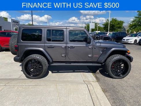 Used 2022 Jeep Wrangler Unlimited Rubicon w/ Dual Top Group AWD/4WD image 2