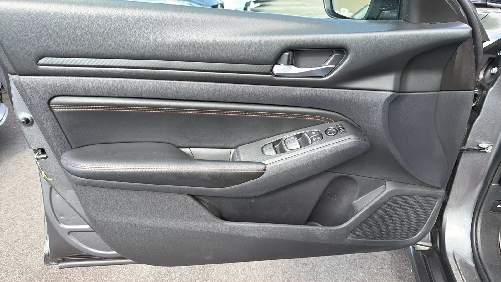Used 2019 Nissan Altima 2.5 SR w/ SR Premium Package FWD image 10