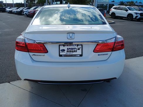 Used 2015 Honda Accord EX-L image 6