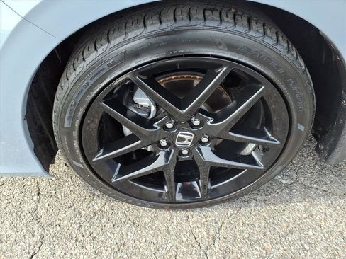Used 2023 Honda Civic Sport image 9