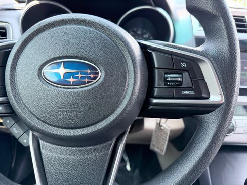Used 2018 Subaru Outback 2.5i AWD/4WD image 33