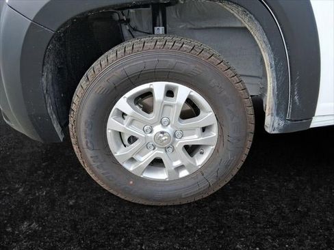 New 2025 RAM ProMaster 1500 w/ Quick Order Package 22G SLT image 31