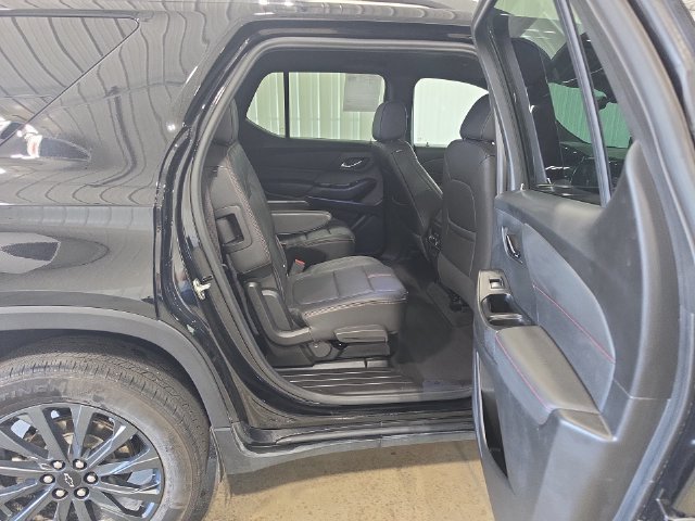 Used 2023 Chevrolet Traverse RS AWD/4WD image 30