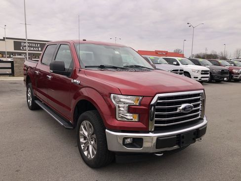 Used 2017 Ford F150 XLT w/ Equipment Group 302A Luxury image 7