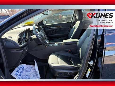 Used 2019 Buick Regal Essence w/ Sights and Sounds Package image 11