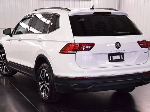 Used 2022 Volkswagen Tiguan S image 5
