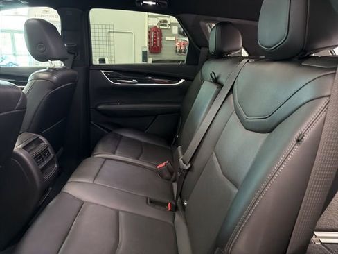 Used 2021 Cadillac XT5 Premium Luxury AWD/4WD image 26