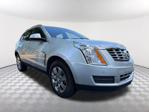 Used 2015 Cadillac SRX Luxury FWD image 3