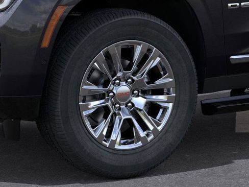 New 2025 GMC Yukon XL Denali w/ Sun & Power Step Package image 9