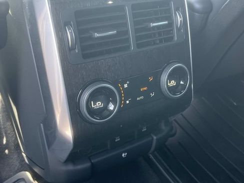 Used 2020 Land Rover Range Rover Sport HSE Dynamic AWD/4WD image 19