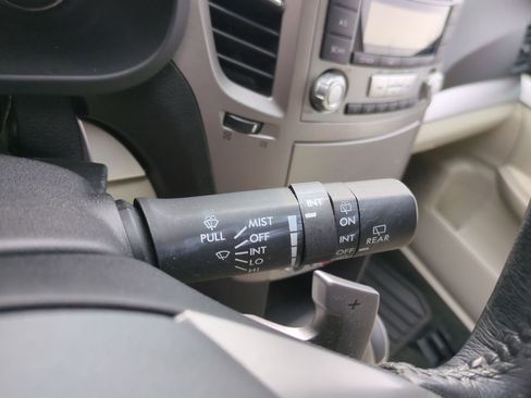 Used 2012 Subaru Outback 2.5i Premium w/ Popular Pkg 1B image 28