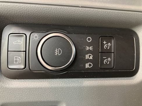 Used 2022 Ford F150 XLT w/ Trailer Tow Package image 15