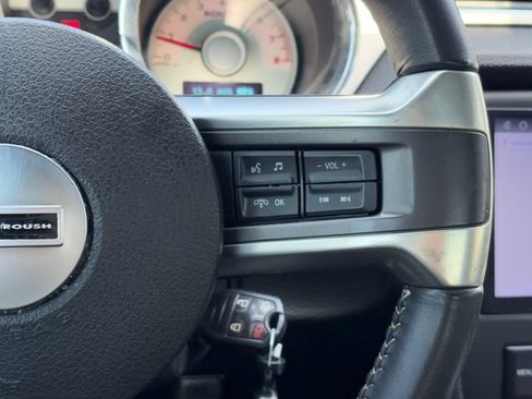 Used 2011 Ford Mustang GT Premium w/ Security Pkg RWD image 13