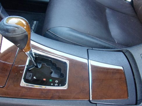 Used 2010 Lexus ES 350 image 6