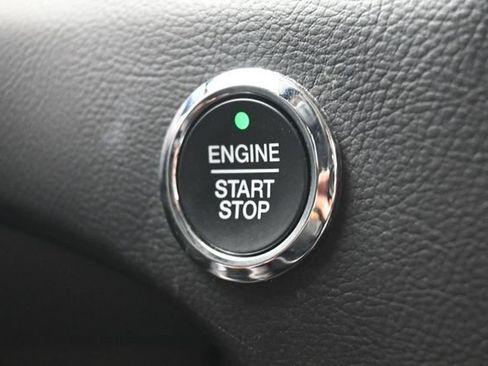 Used 2024 Ford Edge SEL AWD/4WD image 23