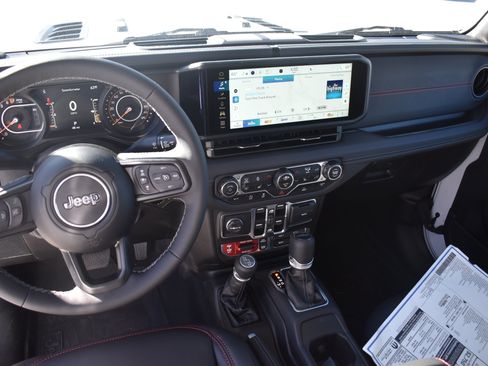 New 2025 Jeep Gladiator Rubicon w/ Convenience Group image 19