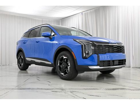 New 2026 Kia Sportage EX w/ EX Panorama Roof Package image 2