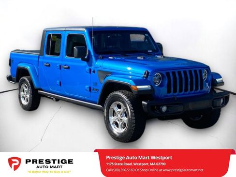 Used 2021 Jeep Gladiator Sport image 1
