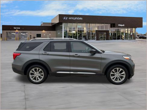 Used 2021 Ford Explorer Limited w/ Equipment Group 301A AWD/4WD image 8