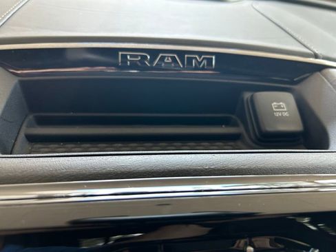 Used 2023 RAM 2500 Limited AWD/4WD image 41