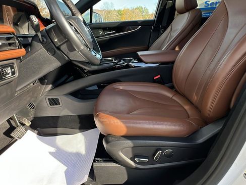 Used 2023 Lincoln Nautilus Reserve w/ Equipment Group 201A image 25