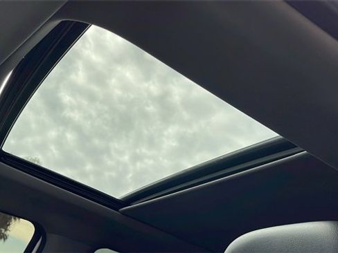 Used 2021 Ford F250 Lariat image 36