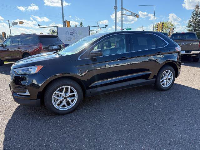 Certified 2024 Ford Edge SEL AWD/4WD image 3