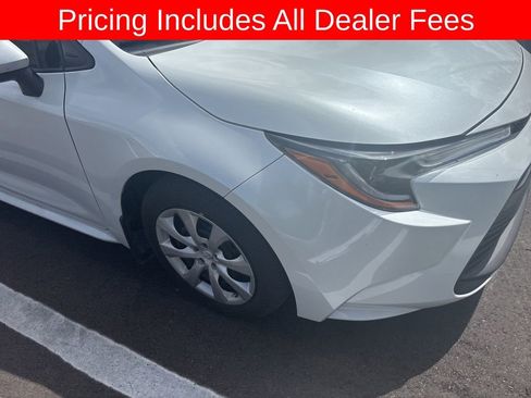 Used 2025 Toyota Corolla LE FWD image 4