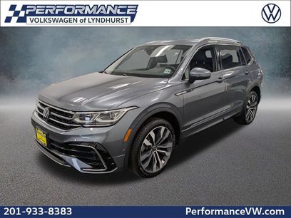 Used 2022 Volkswagen Tiguan SEL R-Line