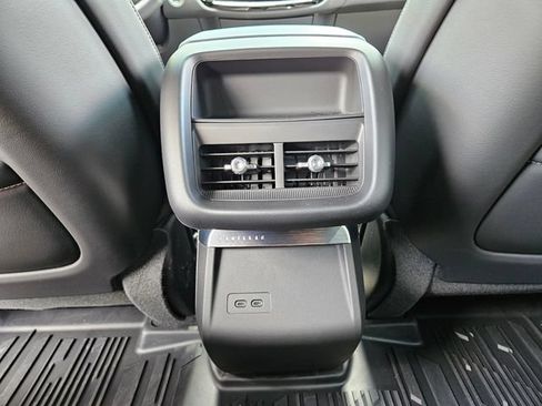 Certified 2025 Cadillac Lyriq Luxury RWD image 11