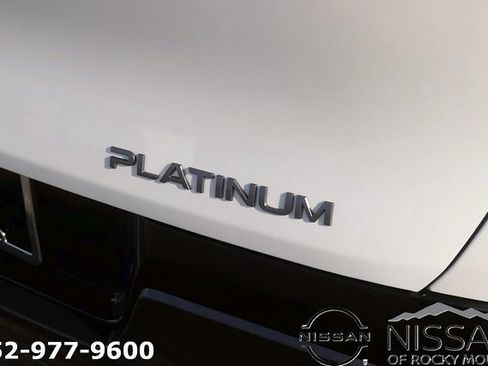 New 2026 Nissan Murano Platinum image 8