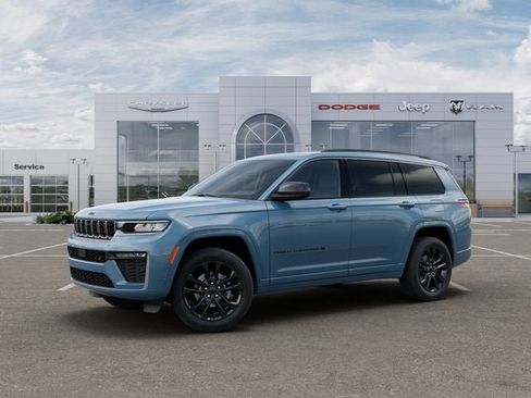 New 2026 Jeep Grand Cherokee L Limited AWD/4WD image 2