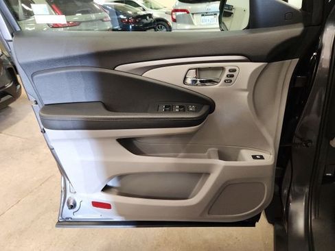 Certified 2023 Honda Ridgeline RTL image 21