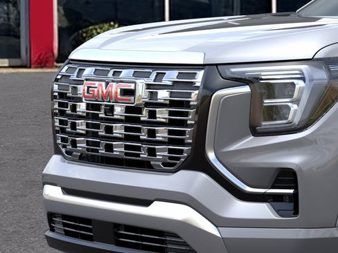 New 2027 GMC Terrain Denali w/ LPO, Black Badging Package AWD/4WD image 37