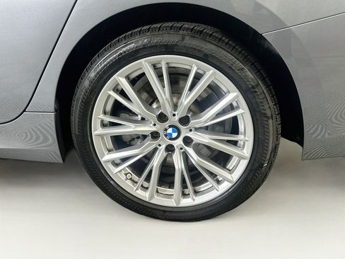 Used 2023 BMW 330i Sedan w/ Driving Assistance Package RWD image 11