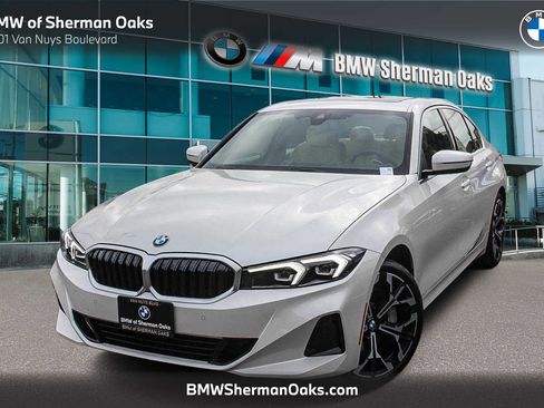 Used 2025 BMW 330i Sedan w/ Premium Package image 1