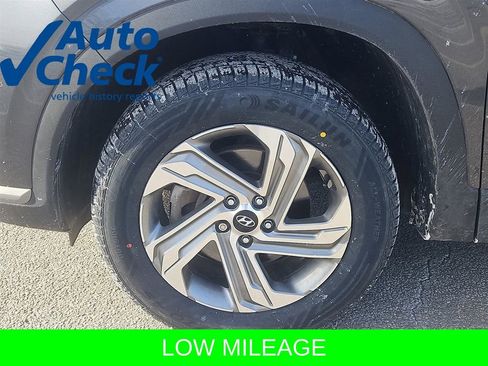 Used 2022 Hyundai Santa Fe SE AWD/4WD image 3