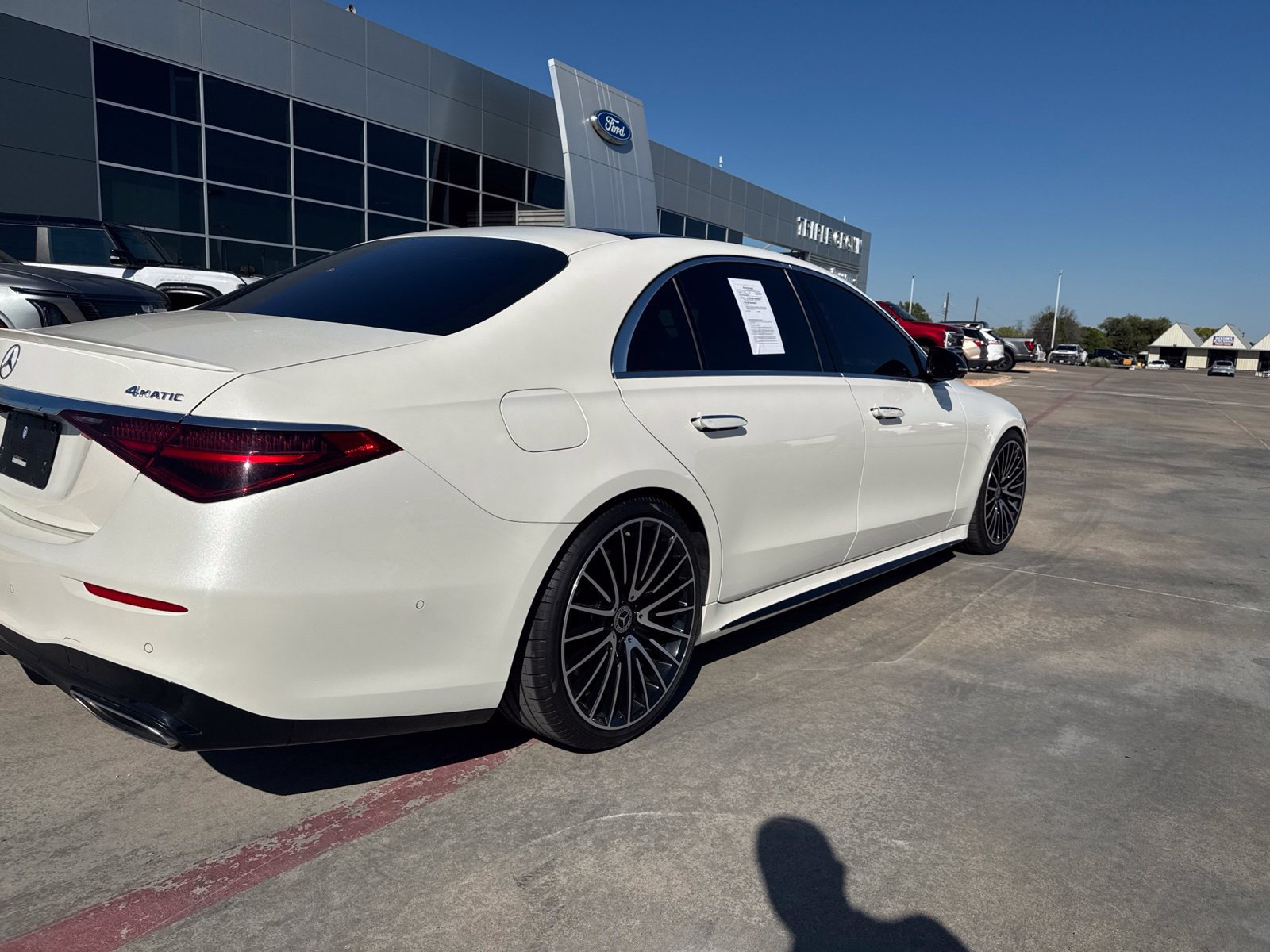 Used 2021 Mercedes-Benz S 580 4MATIC Sedan image 3