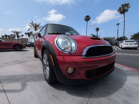 Used 2012 MINI Cooper S FWD image 32