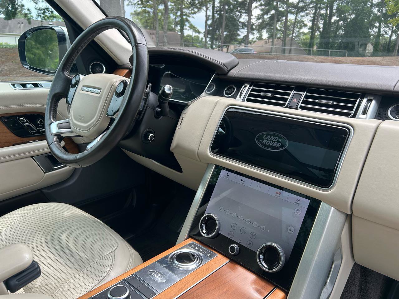 Used 2018 Land Rover Range Rover HSE AWD/4WD image 28