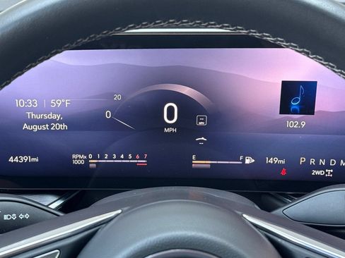 Used 2024 Buick Envision Preferred AWD/4WD image 39
