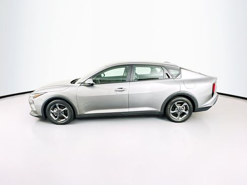 Used 2025 Kia K4 FWD image 4