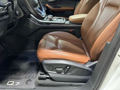 Used 2020 Audi Q7 3.0T Prestige w/ Prestige Package image 22