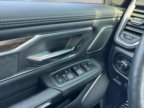 Used 2019 RAM 1500 Laramie AWD/4WD image 40