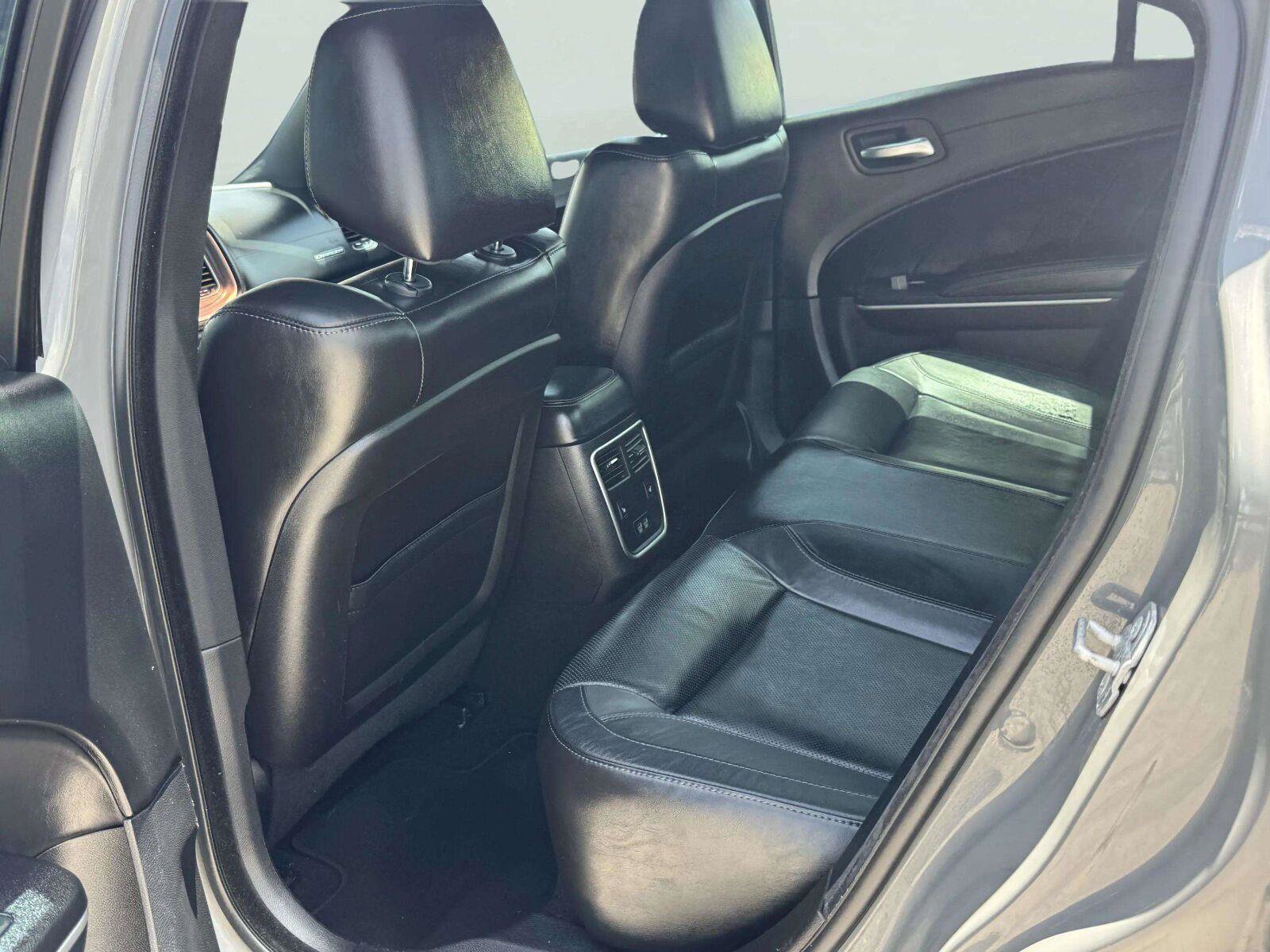 Used 2019 Dodge Charger SXT w/ Plus Group RWD image 37