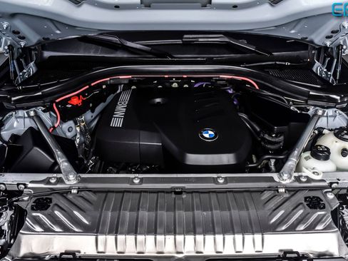 Used 2025 BMW X3 xDrive30i w/ Premium Package image 12