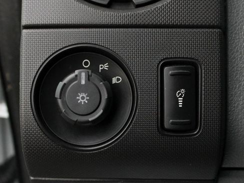 Used 2012 Ford F550 2WD Regular Cab Super Duty w/ PWR Equipment Group image 17