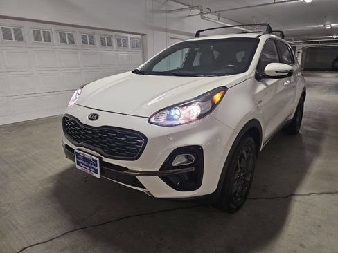 Used 2021 Kia Sportage S image 2