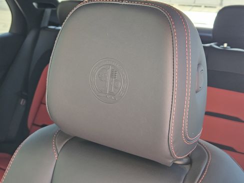 Certified 2025 Mercedes-Benz GLE 53 AMG 4MATIC image 15